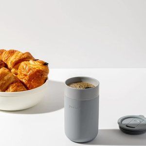 PORTER Ceramic To-Go Mug with matte Silicone with slide to open apparatus